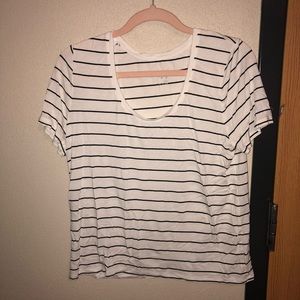 Large black and white stripe T